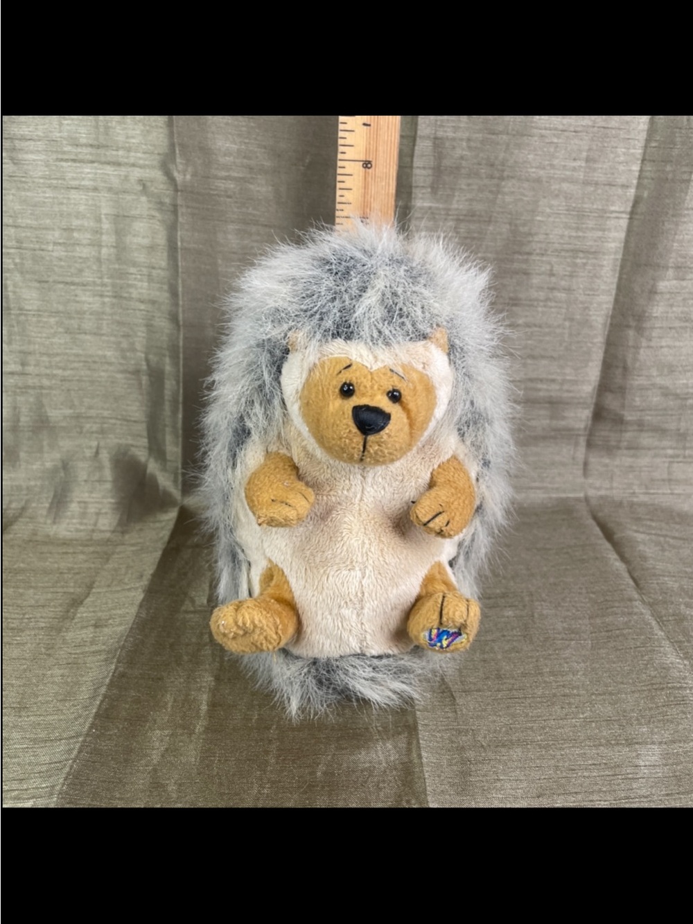 Ganz Webkinz HedgeHog HM130 Plush Stuffed Animal NO CODE - Preowned